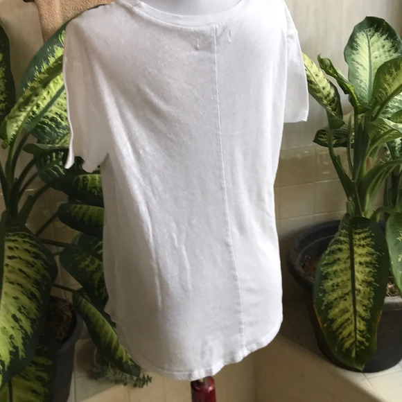 Abercrombie & Fitch tee - Picture 4 of 5